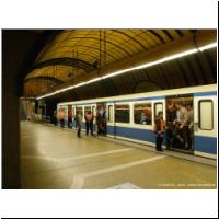 2007-09-28 U4 Theresienwiese 03.jpg